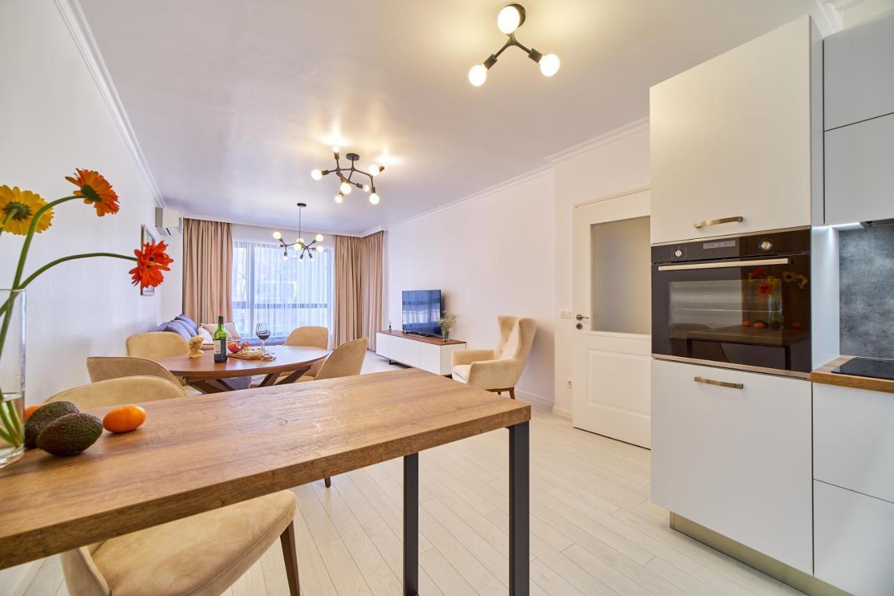 Premium Center Apartment In Grand Karavel Várna Kültér fotó