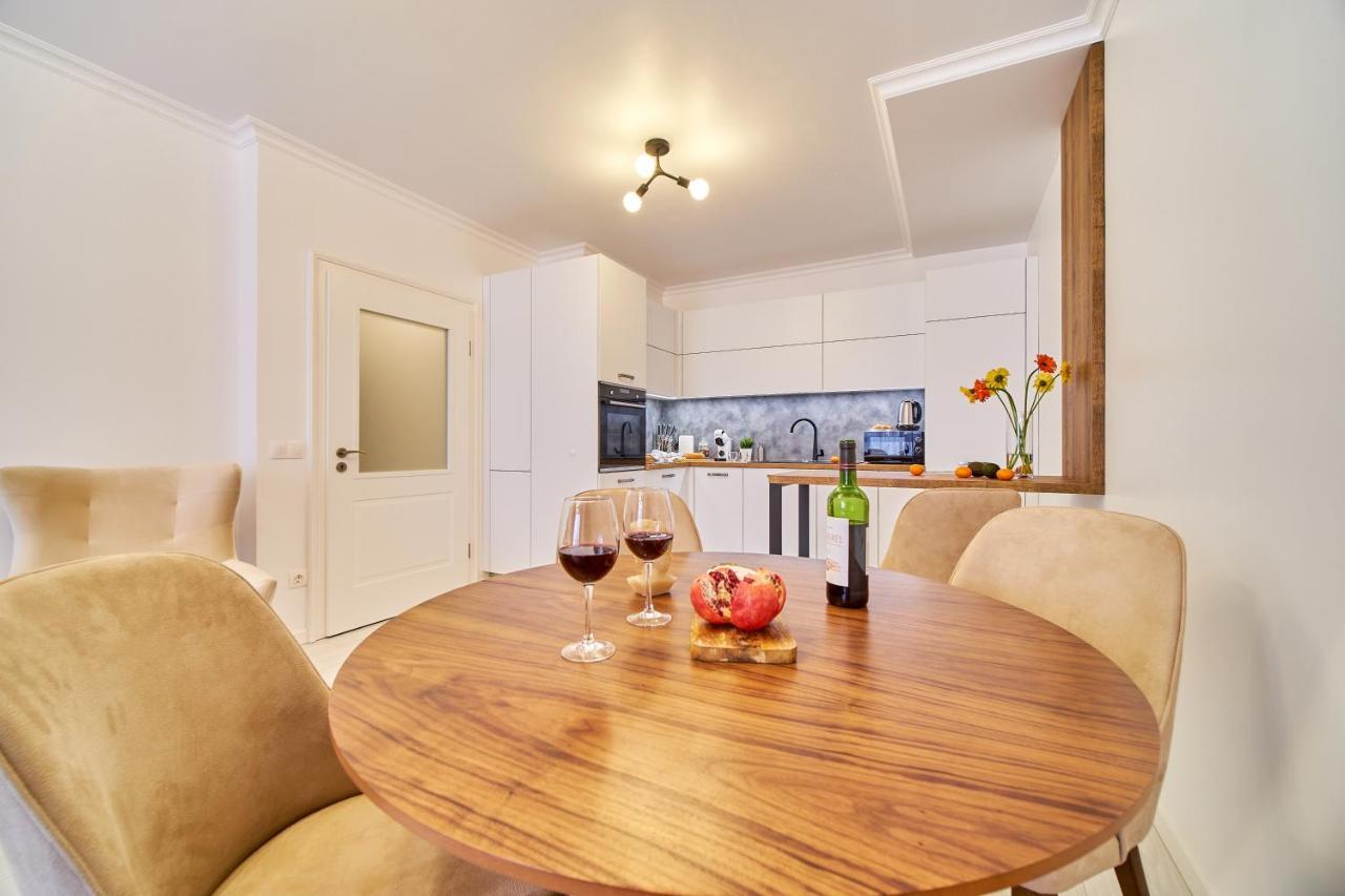 Premium Center Apartment In Grand Karavel Várna Kültér fotó
