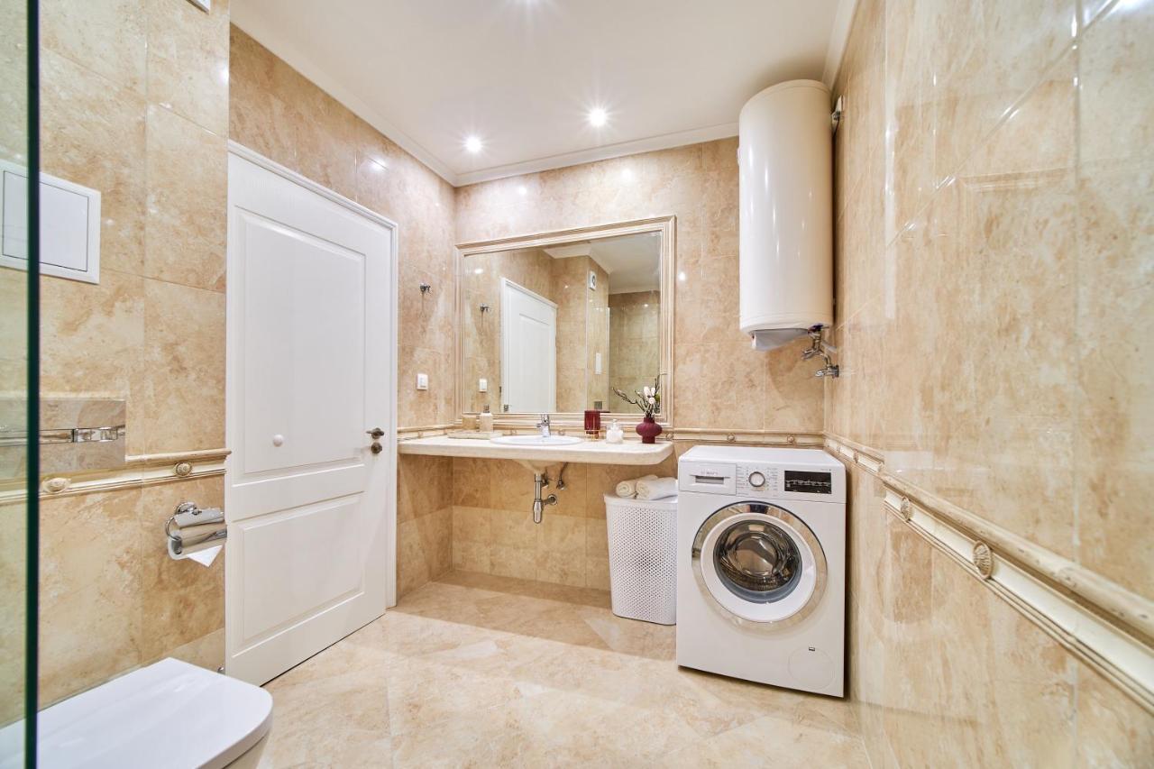 Premium Center Apartment In Grand Karavel Várna Kültér fotó