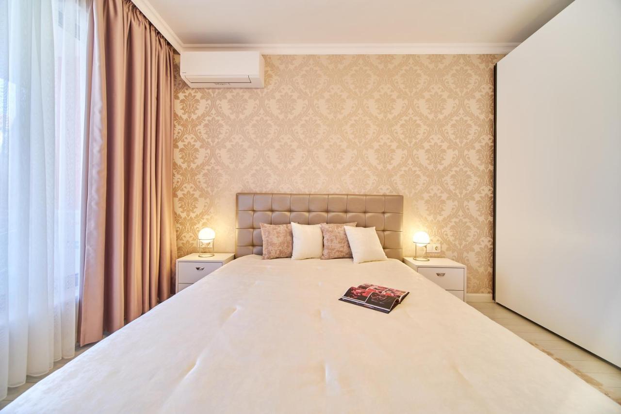 Premium Center Apartment In Grand Karavel Várna Kültér fotó